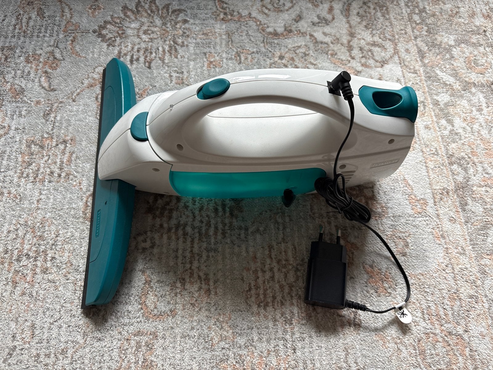 Nieuw: Leifheit Raamwisser met zuigfunctie en oplader, Ophalen of Verzenden, Raamwisser of Trekker