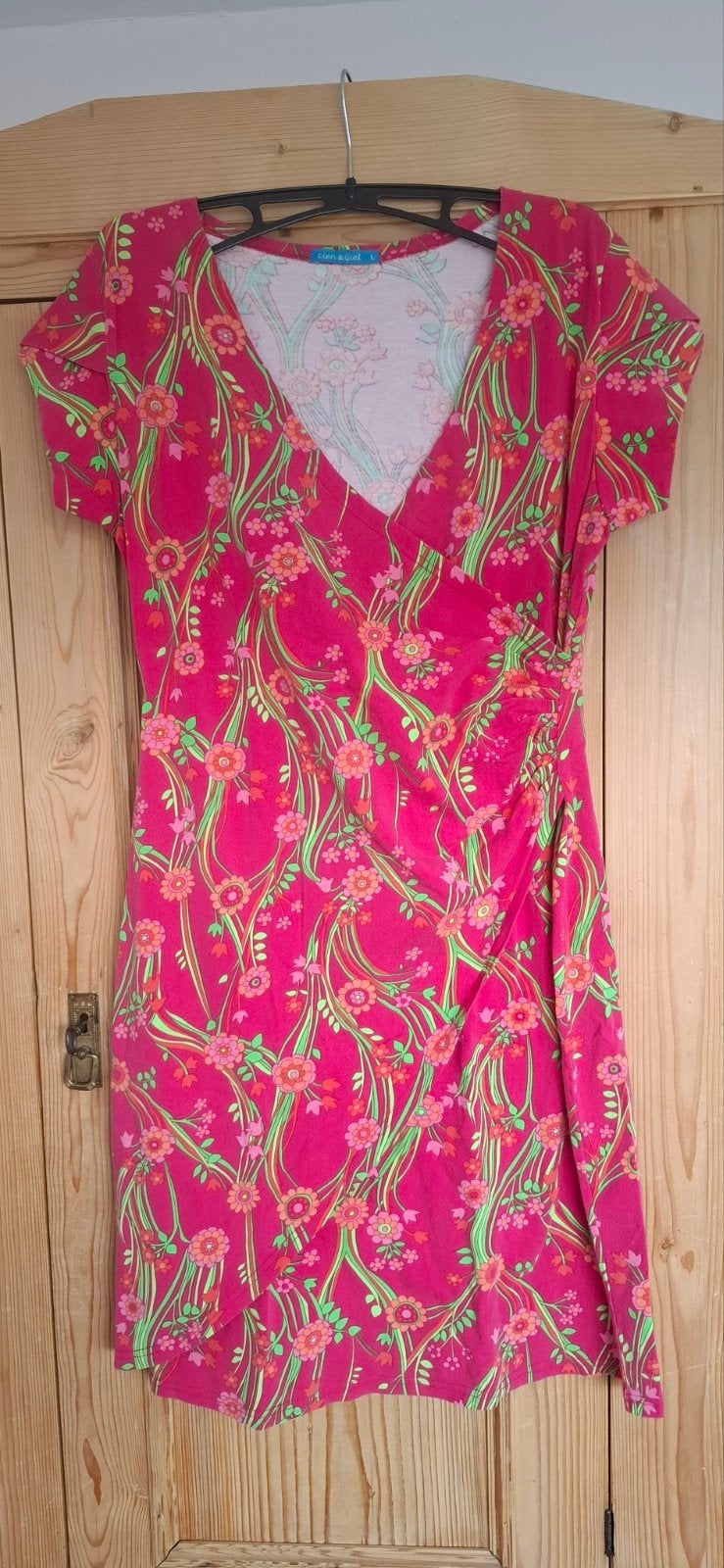 Lien & Giel roze jurk met bloemenprint, maat L, Maat 42/44 (L), Ophalen of Verzenden, Roze, Gedragen