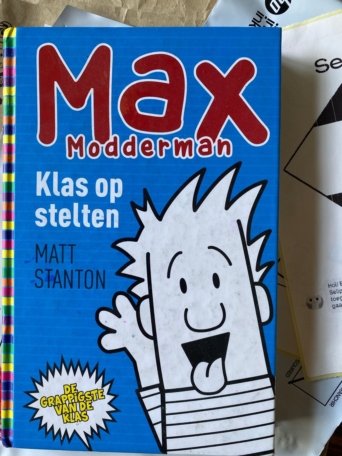 Max Modderman - Klas op stelten (Matt Stanton), Boeken, Ophalen of Verzenden, Gelezen, Fictie
