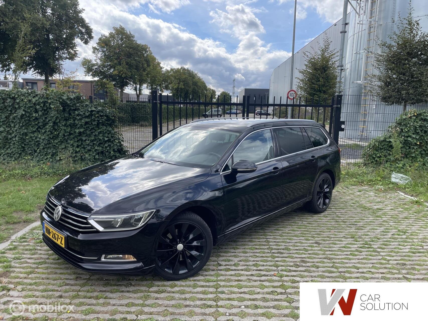 Volkswagen Passat Variant 1.6 TDI Highline NAVI TREKHAAK STO, Auto's, Gebruikt, Euro 6, 4 cilinders, Zwart