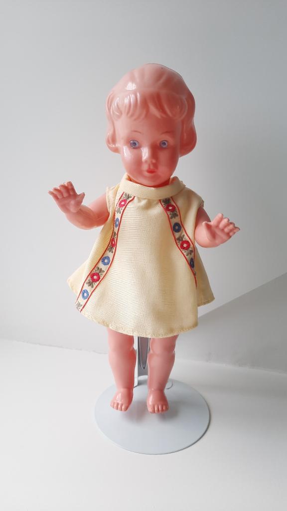 Leuke Wildebras pop 30 cm, Verzamelen, Poppen, Ophalen of Verzenden, Gebruikt, Pop