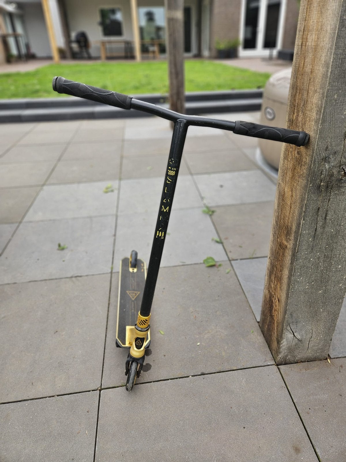 Slamm stuntstep, Fietsen en Brommers, Steps, Gebruikt, Gewone step, Ophalen