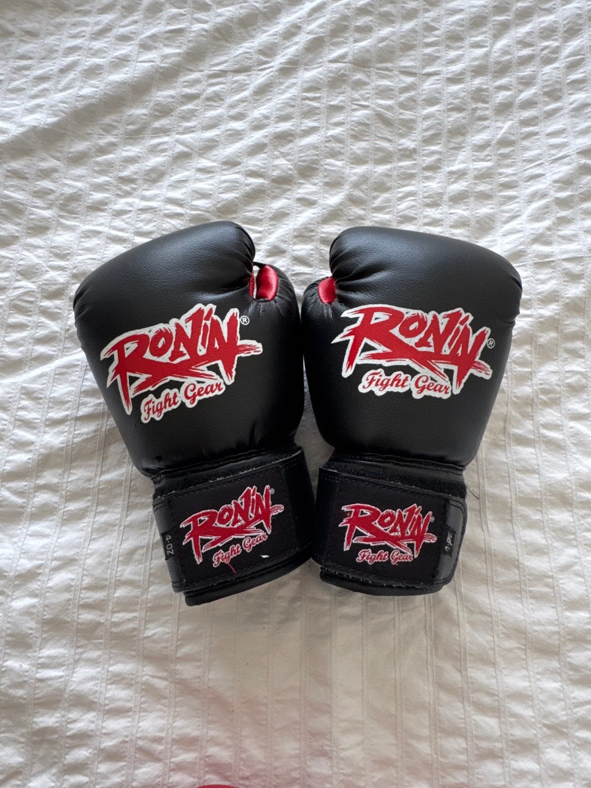 Ronin Fight Gear Bokshandschoenen kind - Zwart/Rood, Ophalen of Verzenden, Zo goed als nieuw, Bokshandschoenen