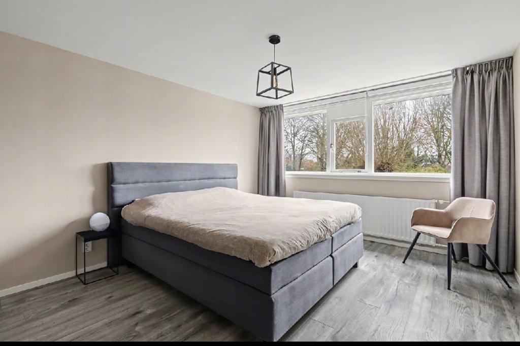 Set van 2 zwarte metalen bijzettafels WOOOD Meert, Ophalen, Minder dan 45 cm, Minder dan 55 cm, Gebruikt