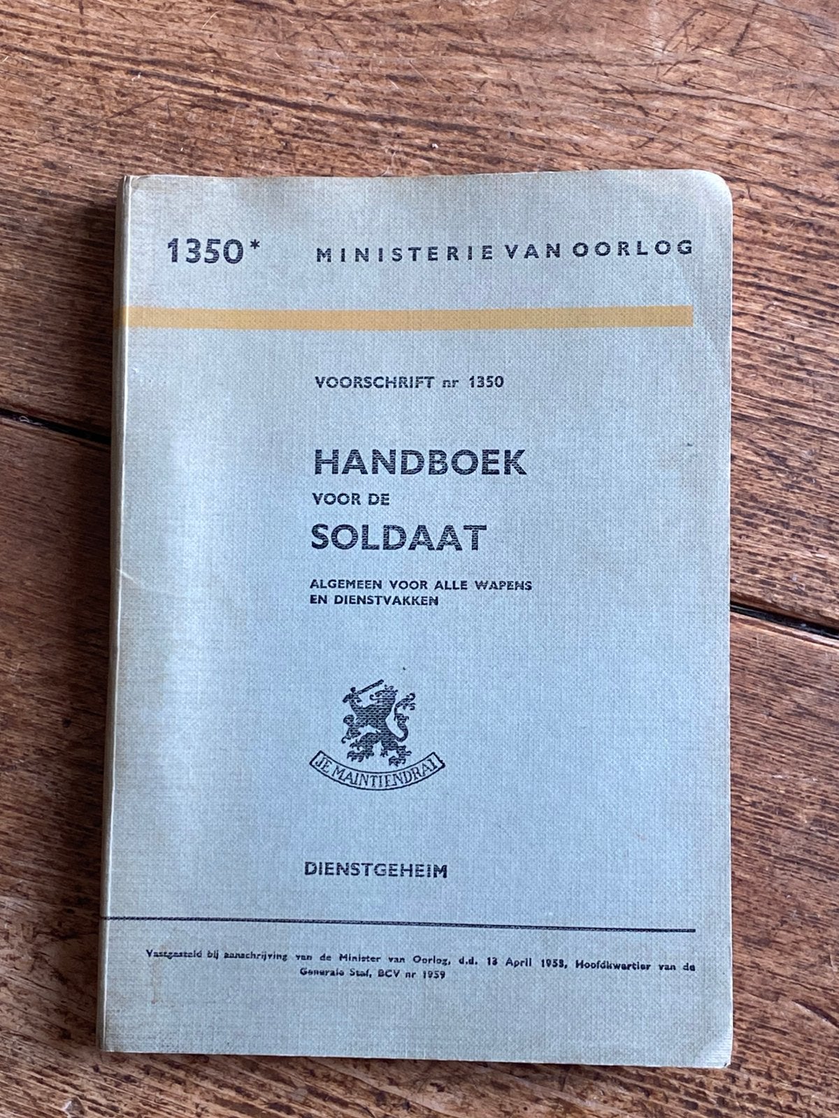 Boekje Handboek Soldaat Ministerie van Oorlog, Verzamelen, Militaria | Algemeen, Ophalen of Verzenden