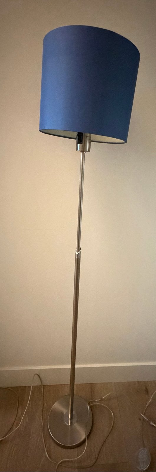 Stijlvolle staande lamp met blauwe kap, Gebruikt, Metaal, 150 tot 200 cm, E27 (groot)