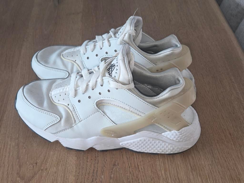 Huarache sneakers, Kleding | Heren, Schoenen, Ophalen of Verzenden, Zo goed als nieuw, Overige kleuren