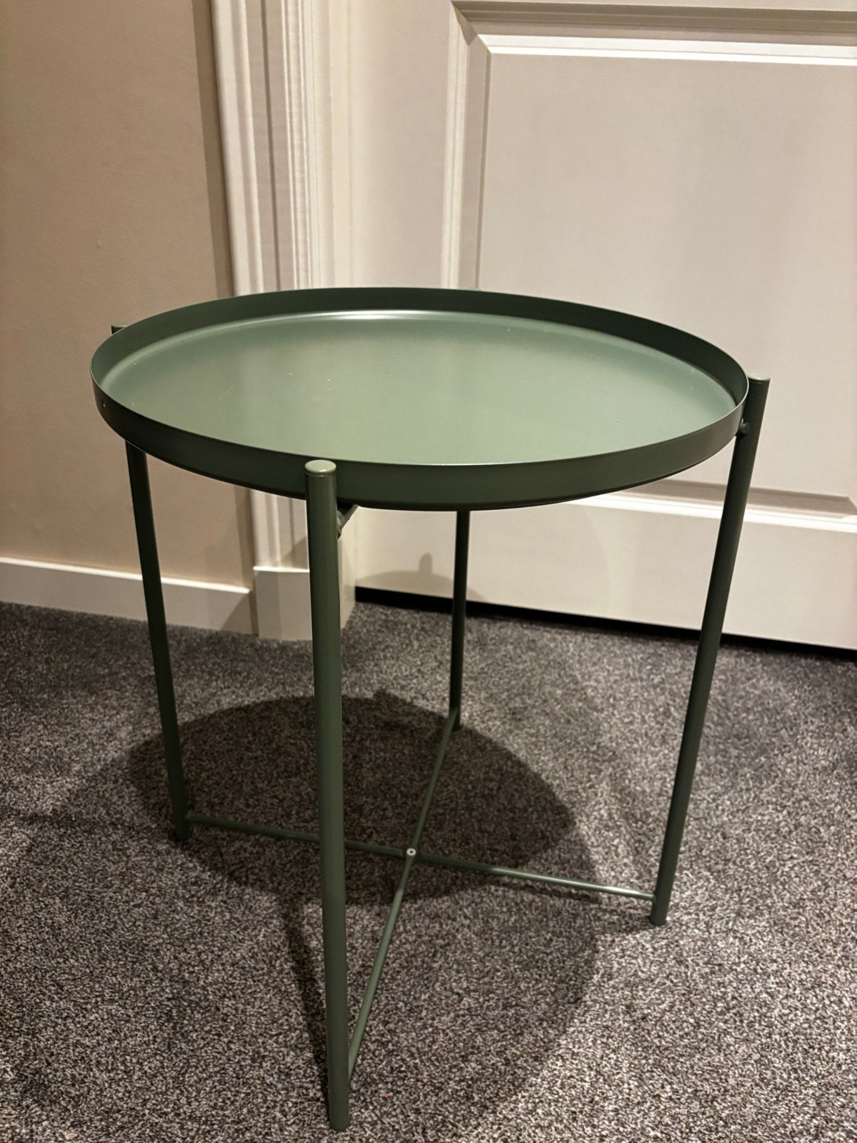 IKEA GLADOM bijzettafel - Groen, Minder dan 55 cm, Metaal of Aluminium, Rond, Zo goed als nieuw