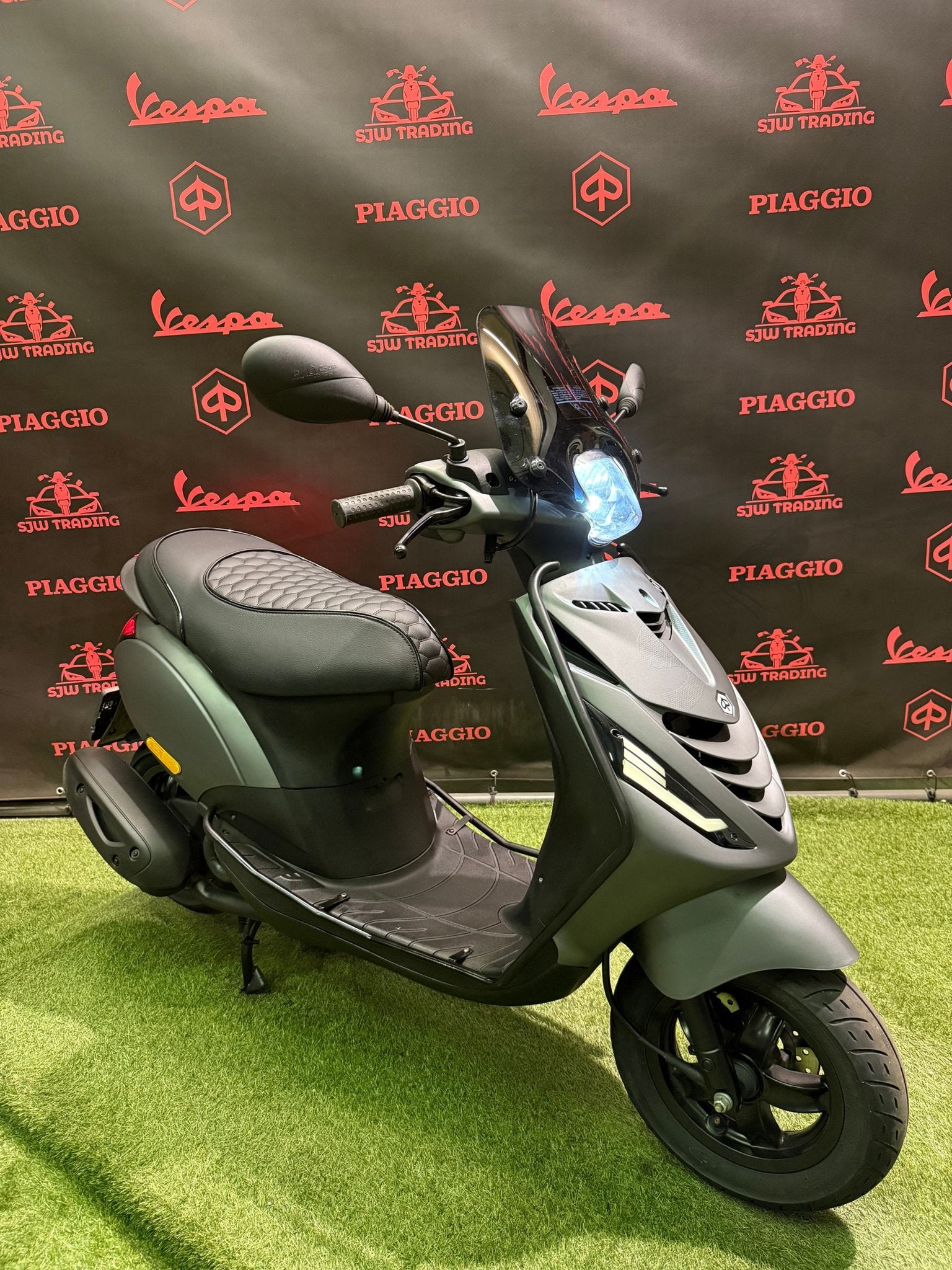 Piaggio Zip 2022 Brom! SP Mat Grijs / RS Zadel / Garantie, -, -, Zip, Ophalen of Verzenden