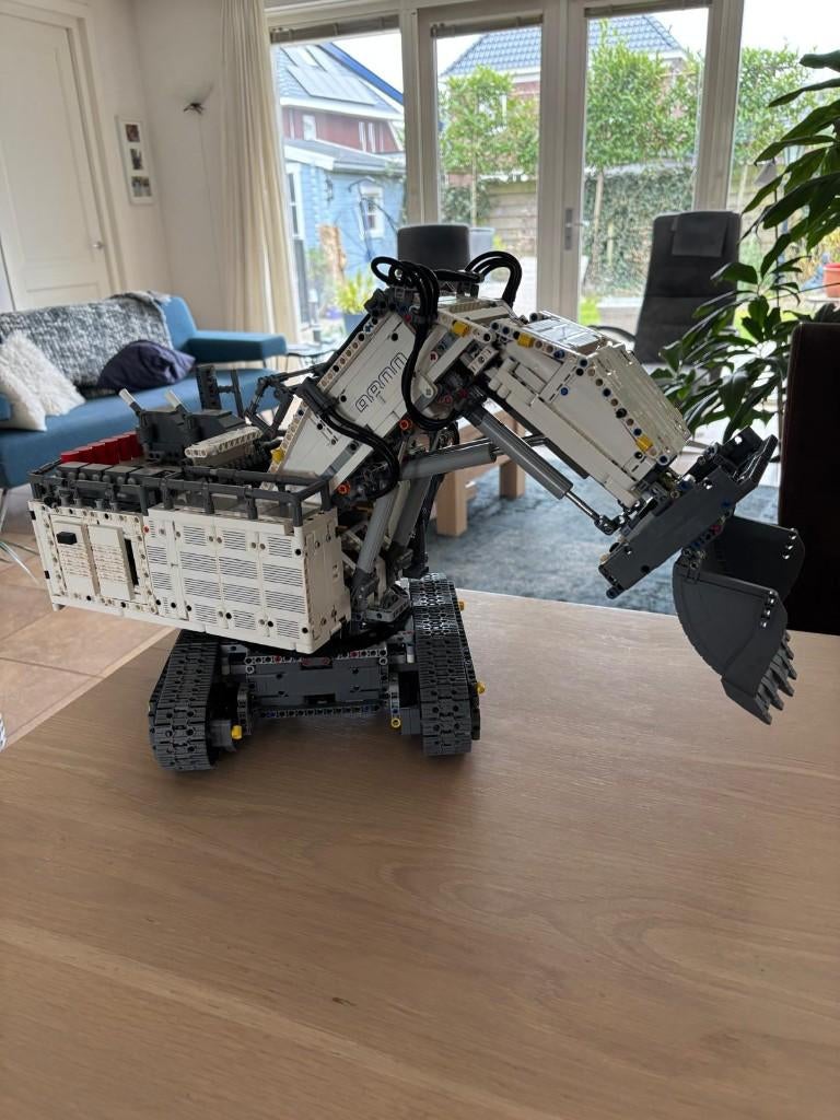 42100 - Technic - Liebherr R 9800, Ophalen of Verzenden, Zo goed als nieuw