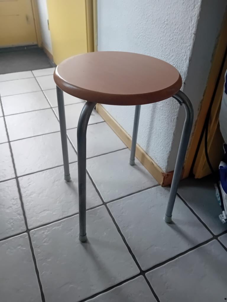 Krukje   meerdere aanwezig  prijs per stuk, Ophalen, Nieuw, IJzer