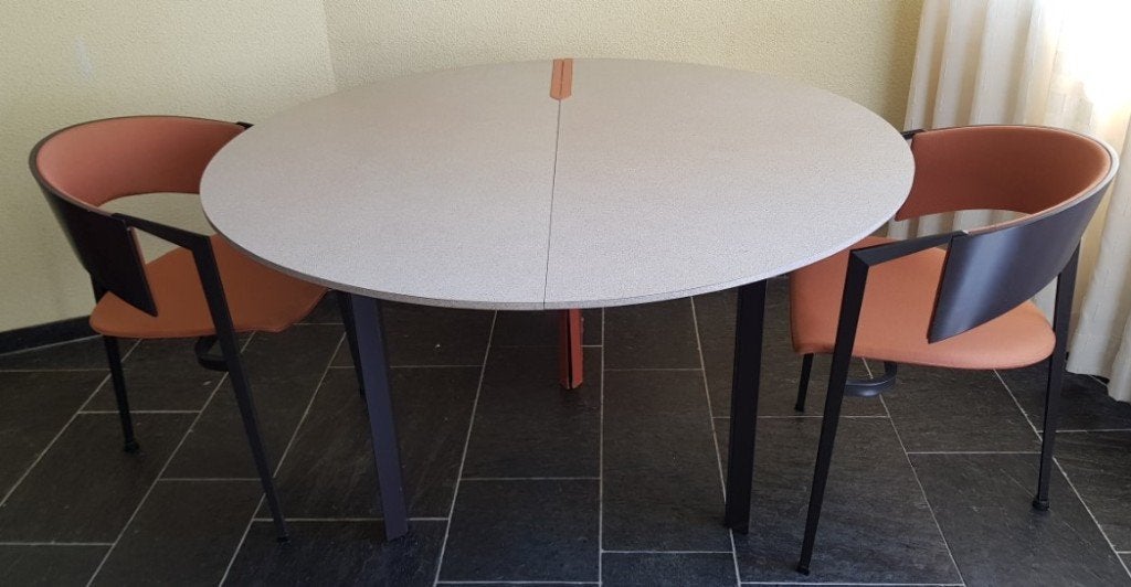 Castelijn design tafel – model TO, Huis en Inrichting, Ophalen, Gebruikt, 100 tot 150 cm, Vijf personen of meer