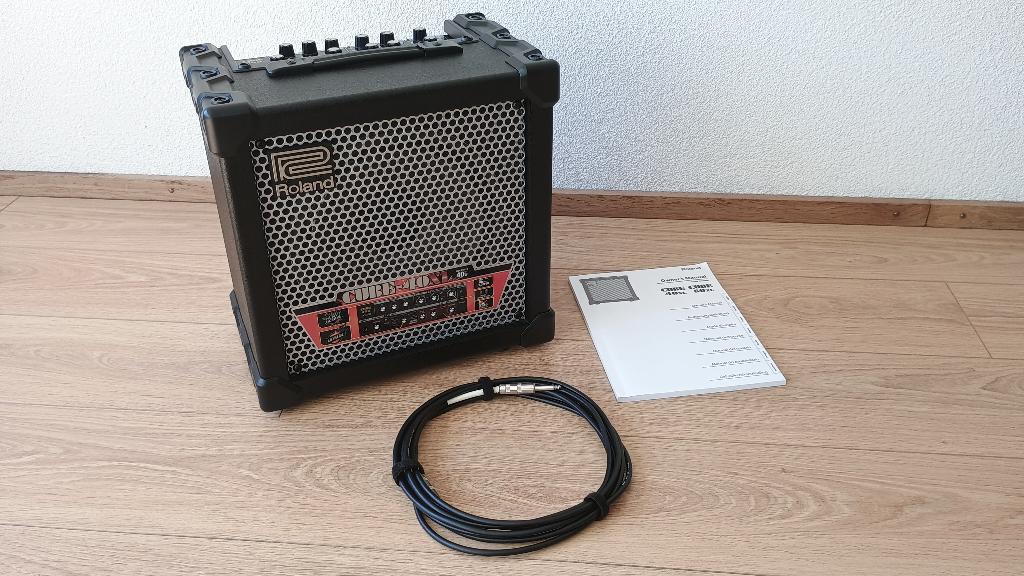 Roland CUBE-40 XL | Gitaar Versterker., Ophalen, Zo goed als nieuw, Gitaar, Minder dan 50 watt