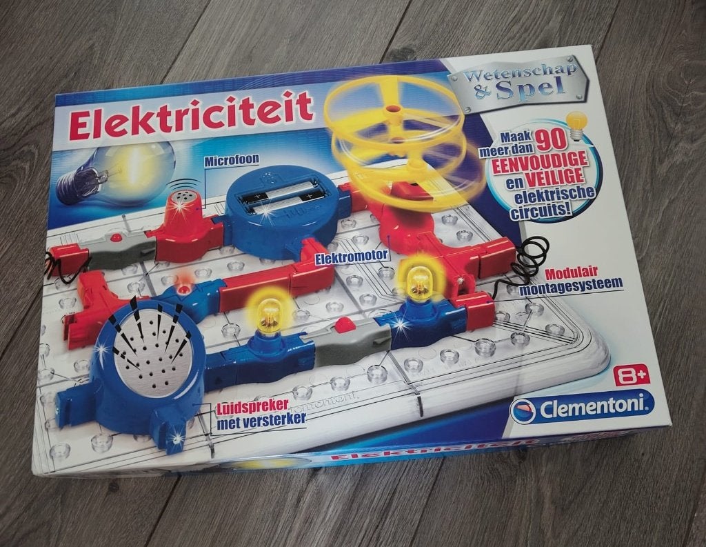 wetenschap en spel electriciteit te koop, Kinderen en Baby's, Speelgoed | Educatief en Creatief, Ophalen of Verzenden, Zo goed als nieuw