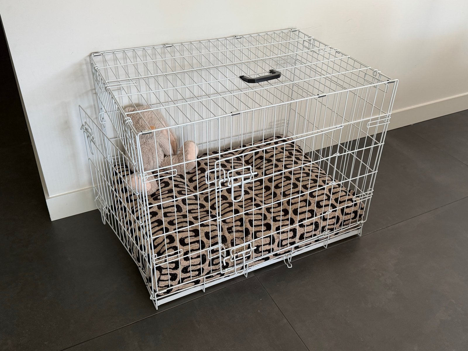 Honden bench maat M / wit/grijs, Ophalen, Gebruikt