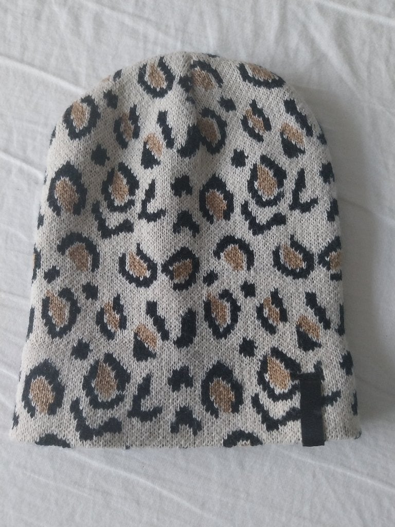 Bakkaboe beanie muts panterprint 1-3 jaar, Gebruikt, Meisje, Ophalen of Verzenden, Bakkaboe