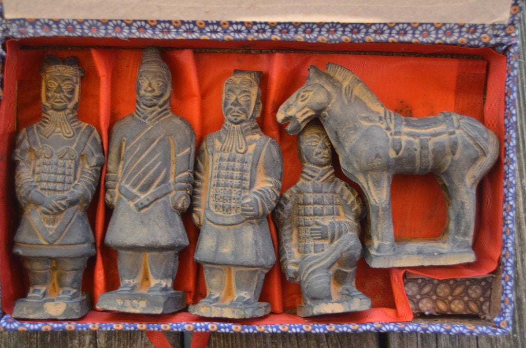 Terracotta army China waarsch. souvenir ipst, Antiek en Kunst, Reliëf, Steen/keramiek, Grijs, Ophalen of Verzenden