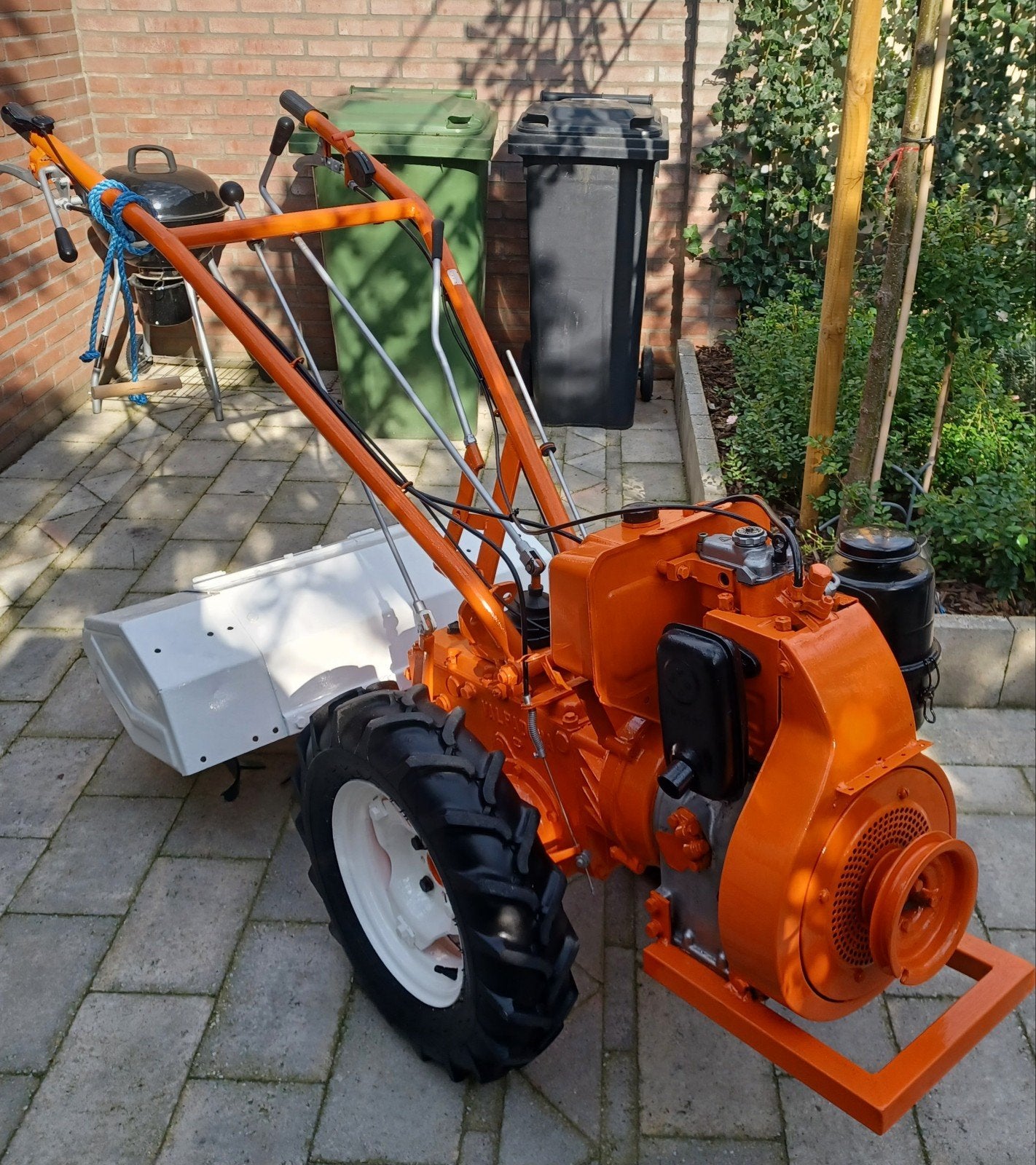 Valpadana 12pk Diesel Tuinfrees (Lombardini 3LD510), Ophalen