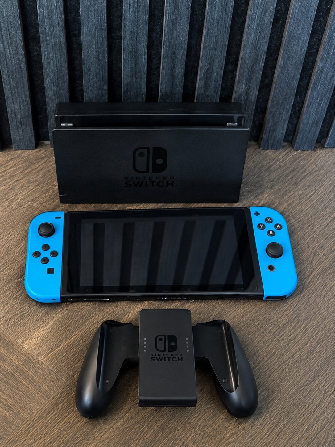 Nintendo Switch V1 Unpacthed, Spelcomputers en Games, Ophalen of Verzenden, Zo goed als nieuw, Met 2 controllers, Switch Original