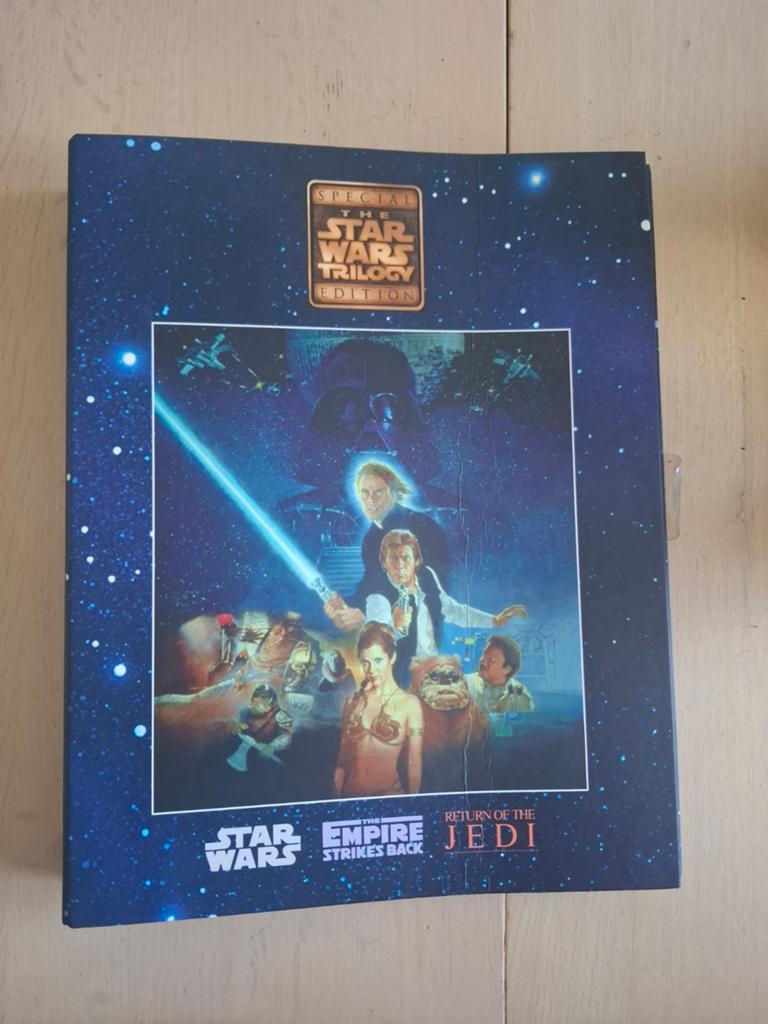Star Wars Trilogy Special Edition Movie Shots Verzamelmap, Ophalen of Verzenden, Zo goed als nieuw, Boek of Poster