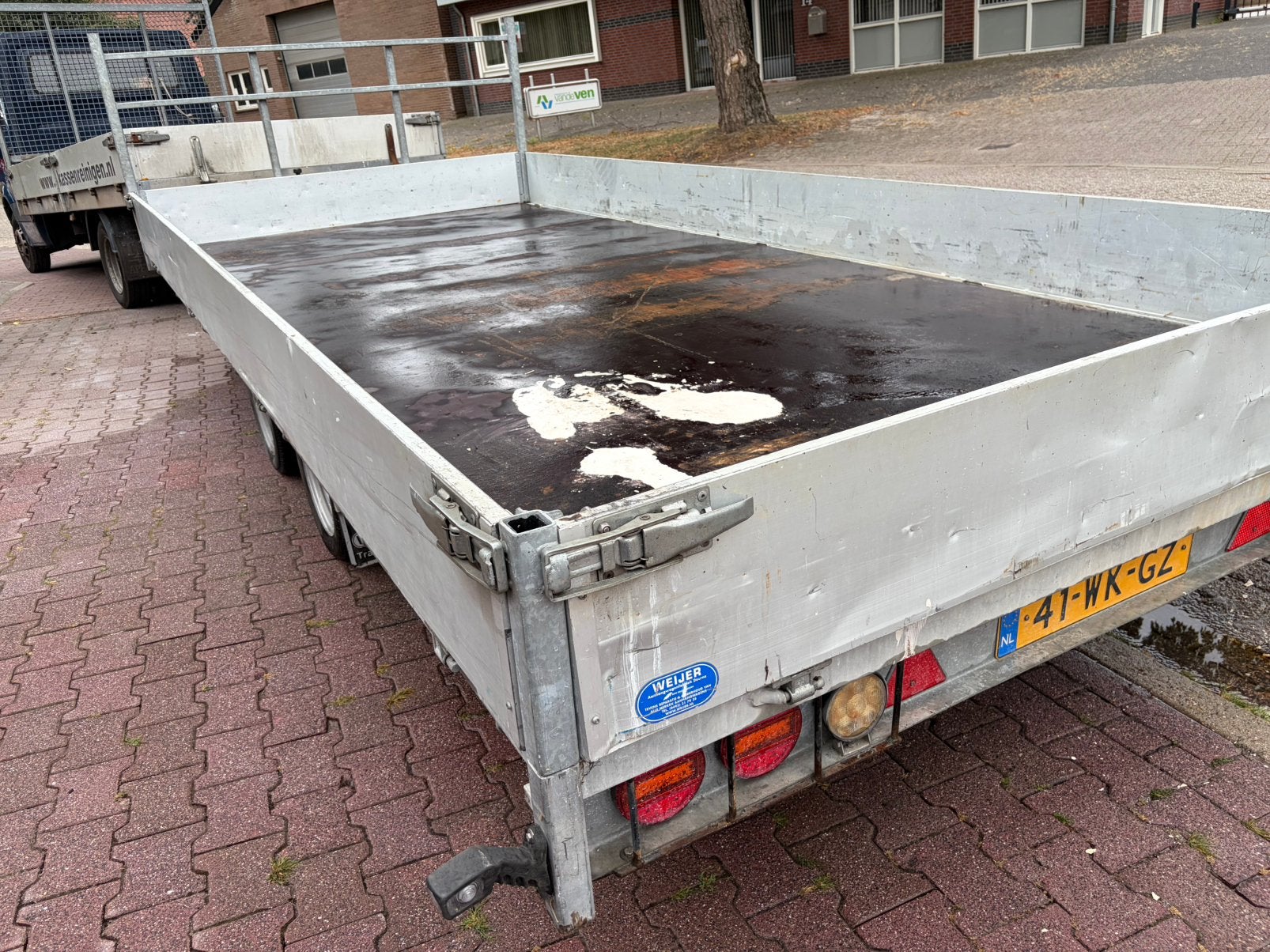 Aanhangwagen weijer, Ophalen, Zo goed als nieuw