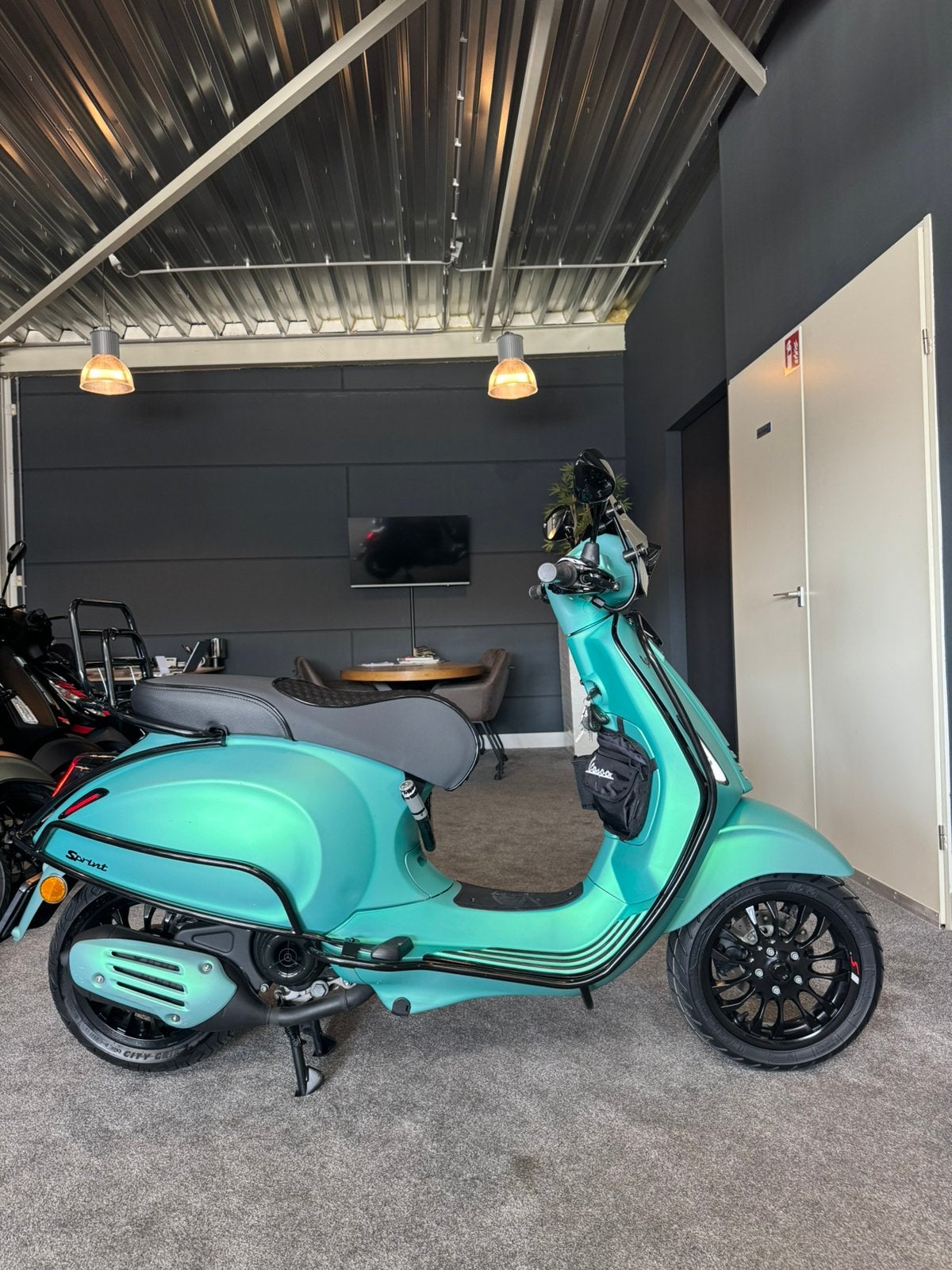 Vespa sprint 50s | Custom | Full option | Brom | Garantie, Fietsen en Brommers, Scooters | Vespa, Ophalen, Overige modellen, Maximaal 45 km/u