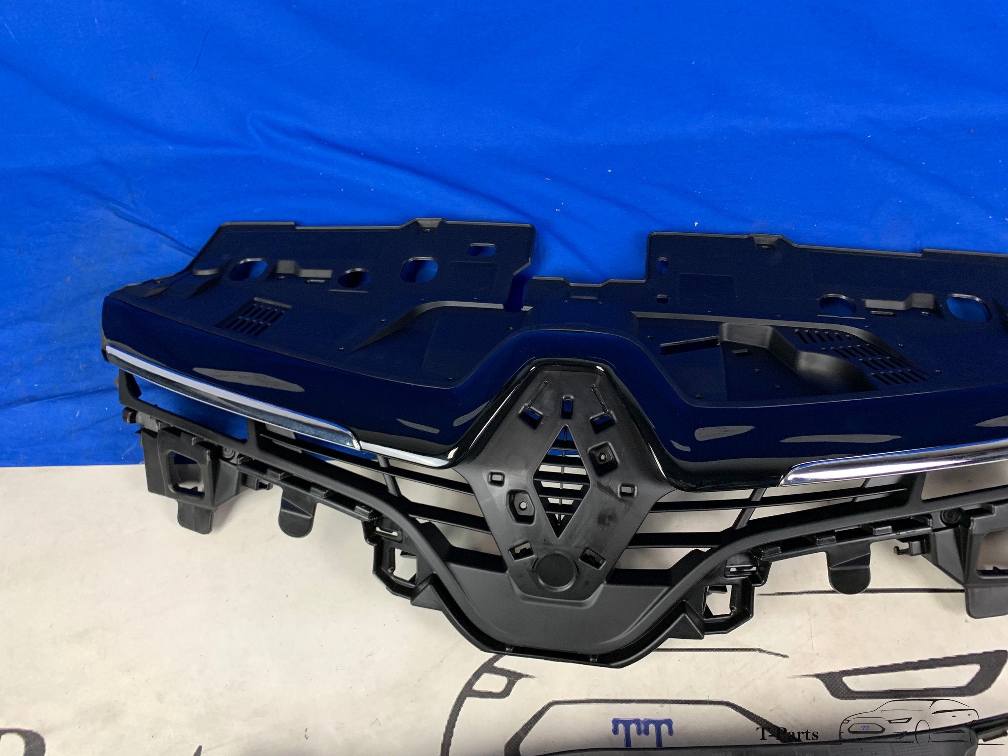 Renault clio 4 grille bumper rooster voorbumper gril 2012-20, Info@fabrikant.eu, Fabrikant BV, Renault, Nieuw