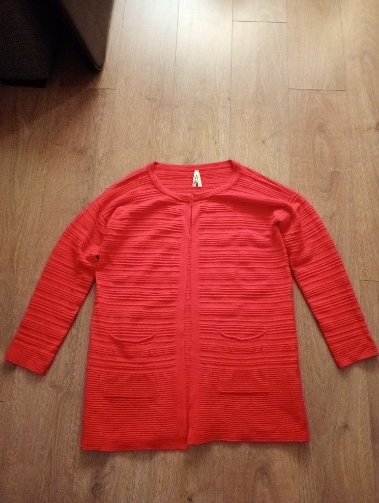 Mooi rood vest mt L Miss Etam, Kleding | Dames, Maat 42/44 (L), Ophalen of Verzenden, Zo goed als nieuw, Miss Etam