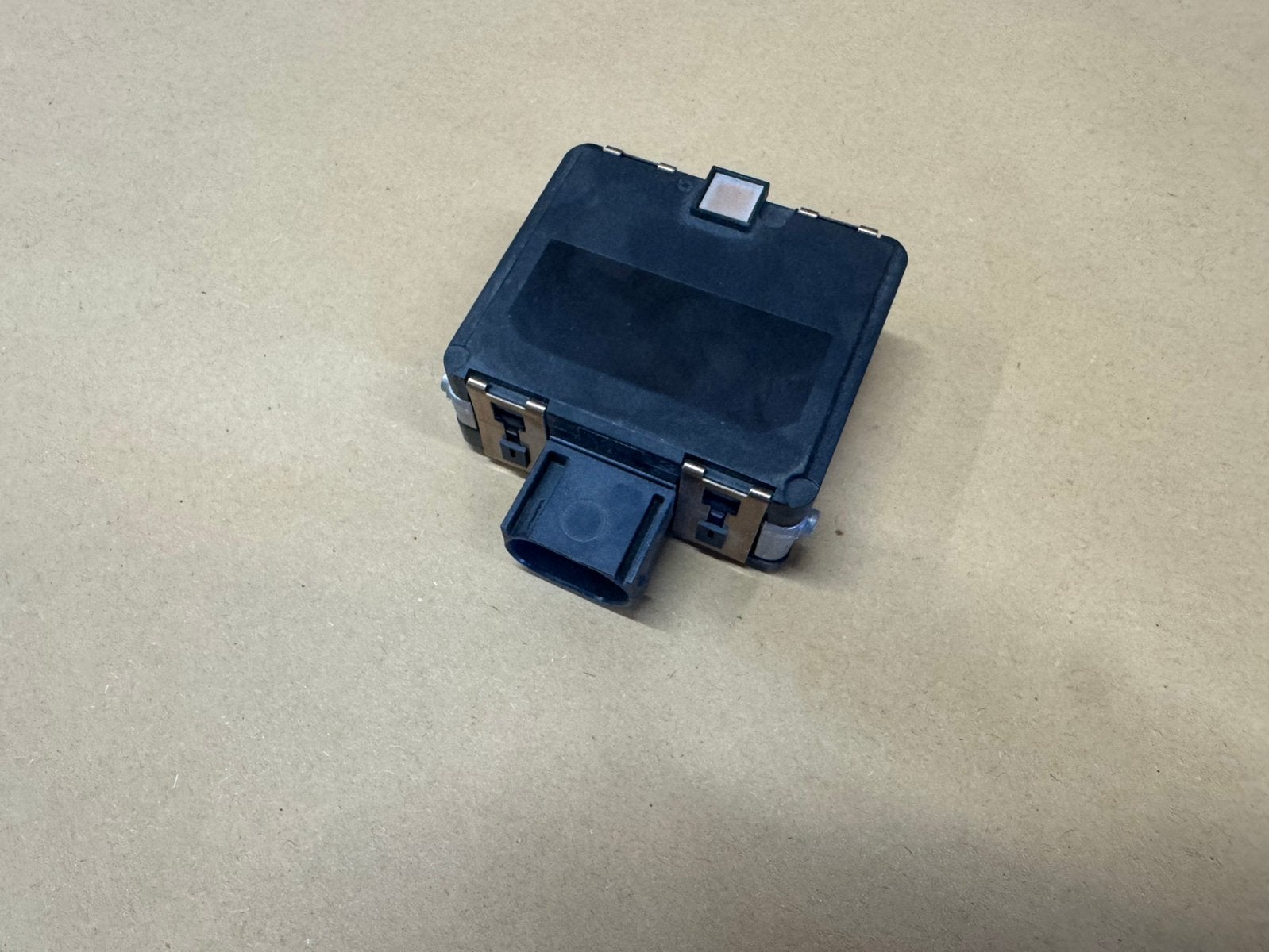 Originele VW Audi Škoda | Front Radar Sensor 3Q0 907 561 E |, Ophalen of Verzenden, Zo goed als nieuw, Overige typen