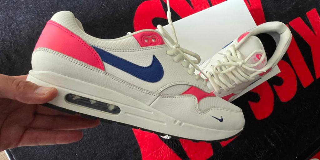Nike Air Max 1 NBY - Maat 44,5, Kleding | Heren, Schoenen, Wit, Nike, Ophalen of Verzenden, Sneakers of Gympen
