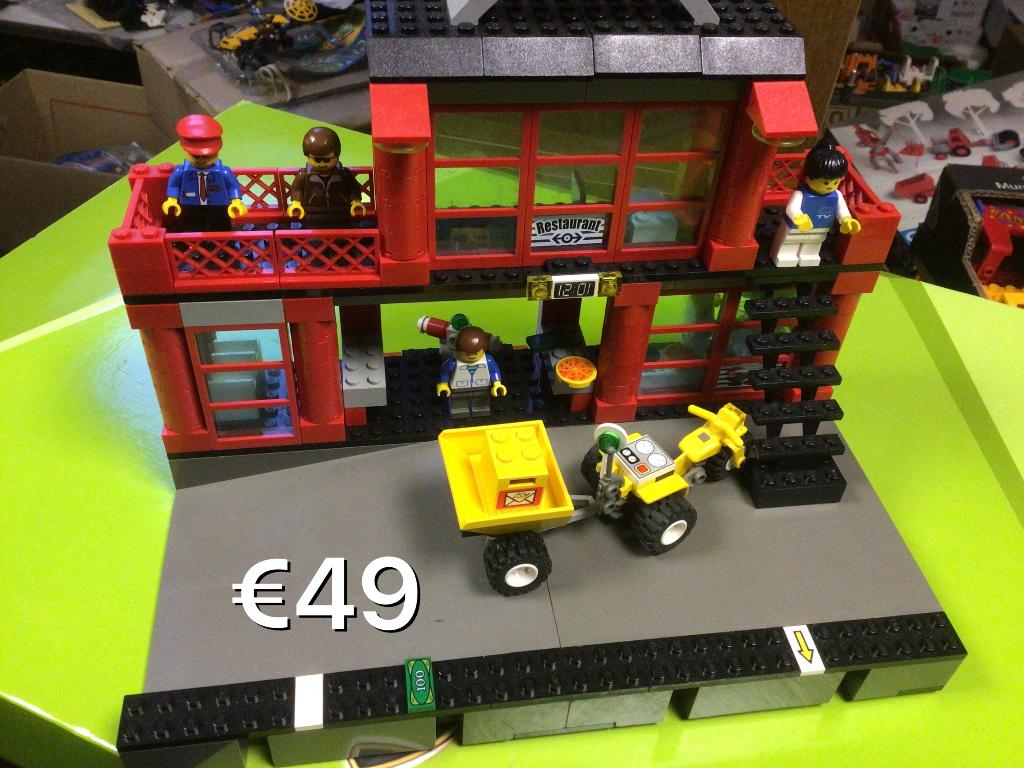 lego trein station rood, Ophalen of Verzenden, Zo goed als nieuw
