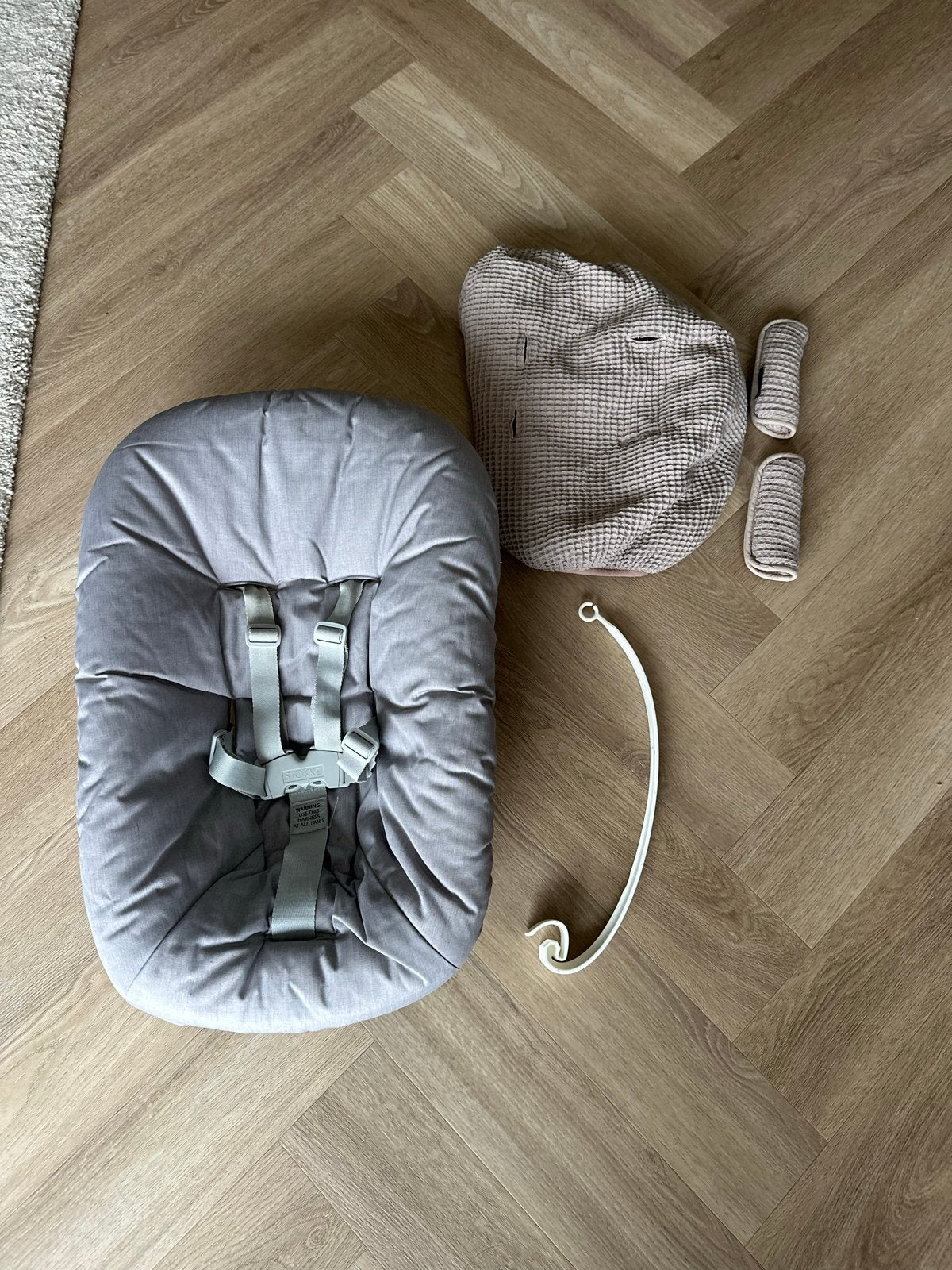 Stokke Newborn Set met Ukje hoes en speelgoedhanger, Ophalen, Gebruikt, Overige typen, Gordel(s)