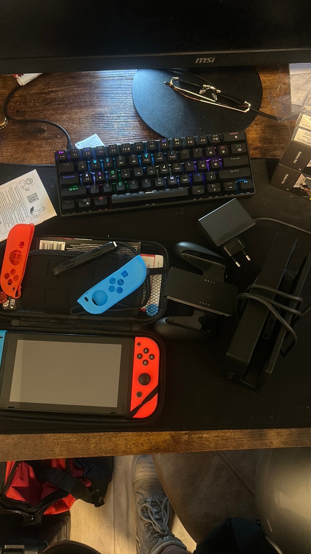 Nintendo switch, Spelcomputers en Games, Spelcomputers | Atari, Ophalen, Zo goed als nieuw, Met 2 controllers, Atari 2600