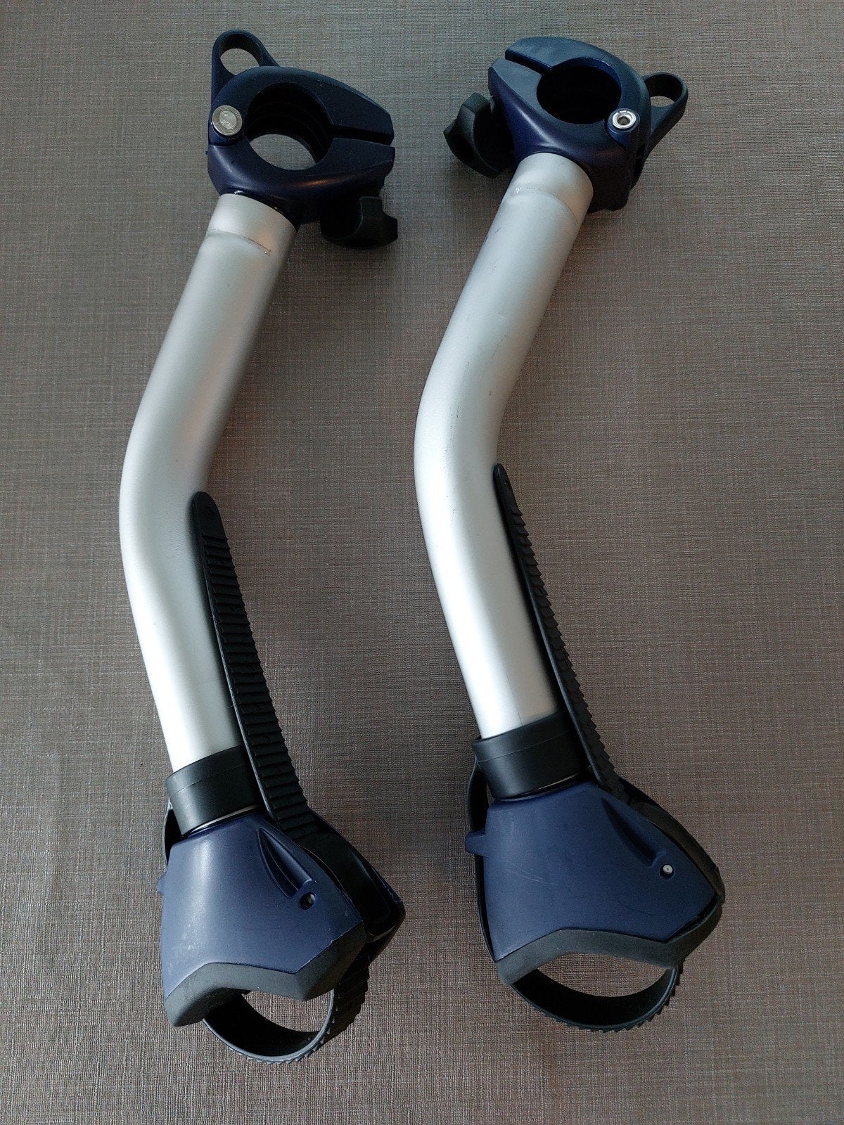 Bike block omnistor 2/3 fietsbeugel, 2 stuks aanwezig, Auto diversen, Nieuw, Ophalen of Verzenden, Fietsendrager-accessoire, 2 fietsen