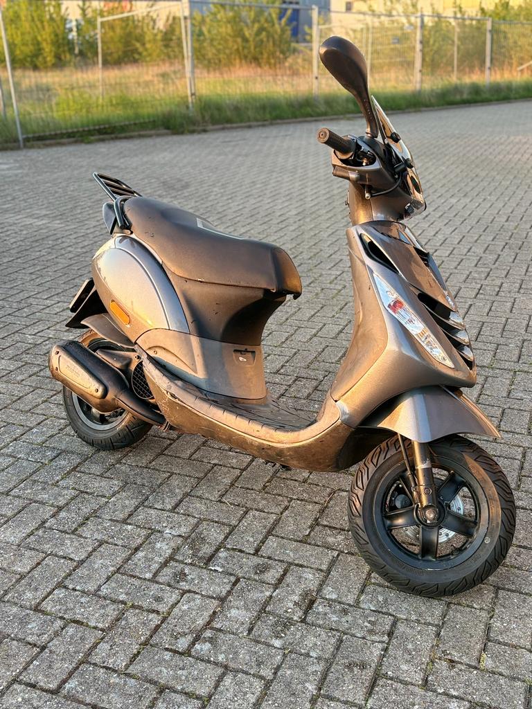 Zip 125cc ac, Motoren, Ophalen of Verzenden