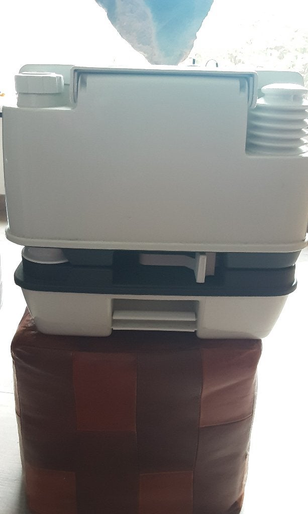Draagbaar chemisch toilet voor camping of camper, Ophalen, Gebruikt