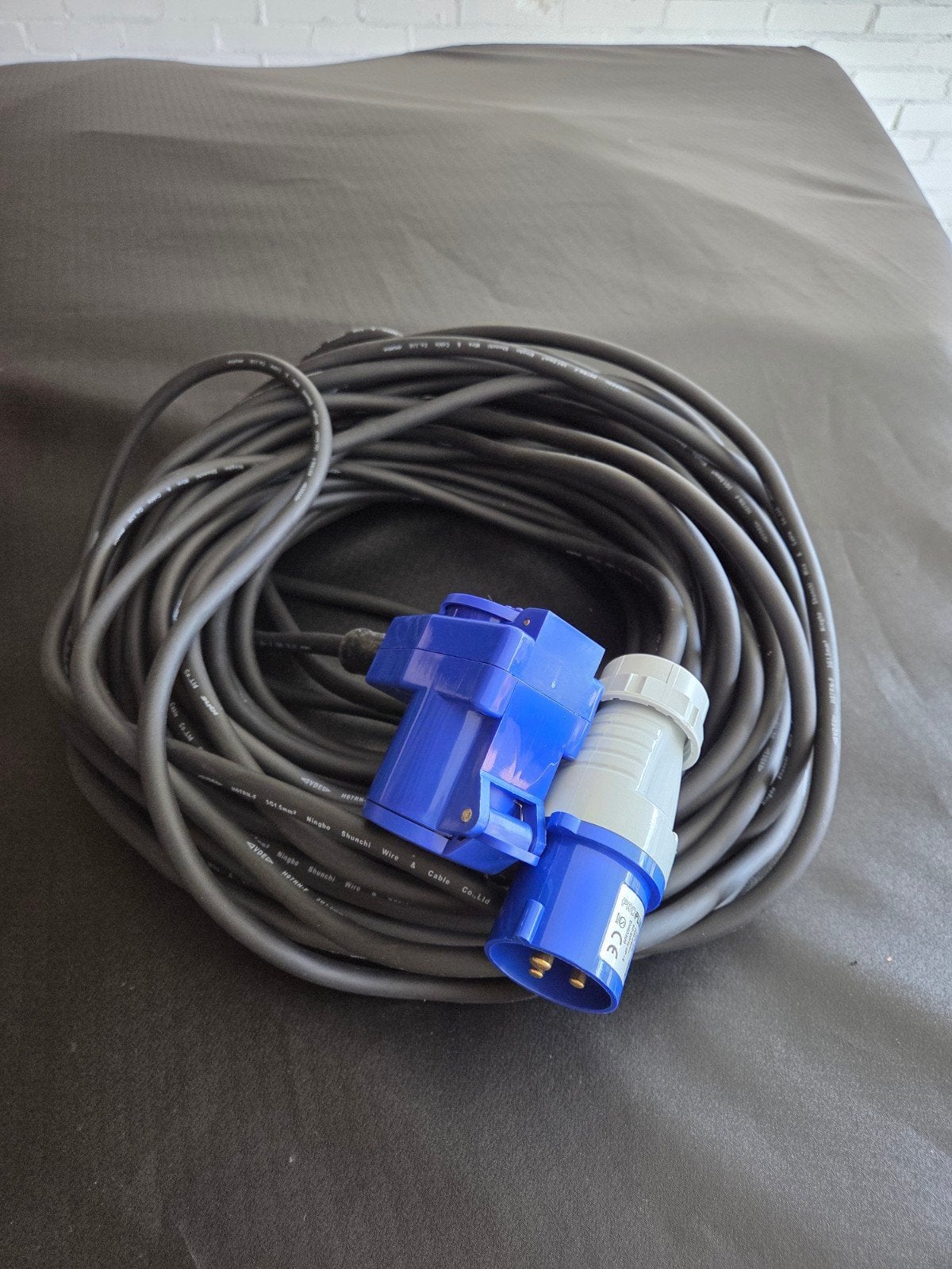 ProPlus 30 meter haakse CEE verlengkabel (1x gebruikt), Ophalen of Verzenden, Zo goed als nieuw
