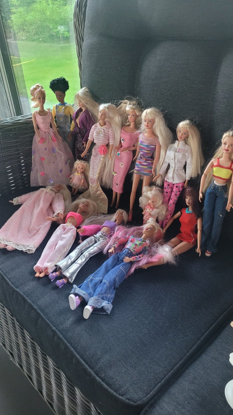 Grote collectie Barbie poppen en accessoires, Ophalen of Verzenden, Gebruikt, Barbie
