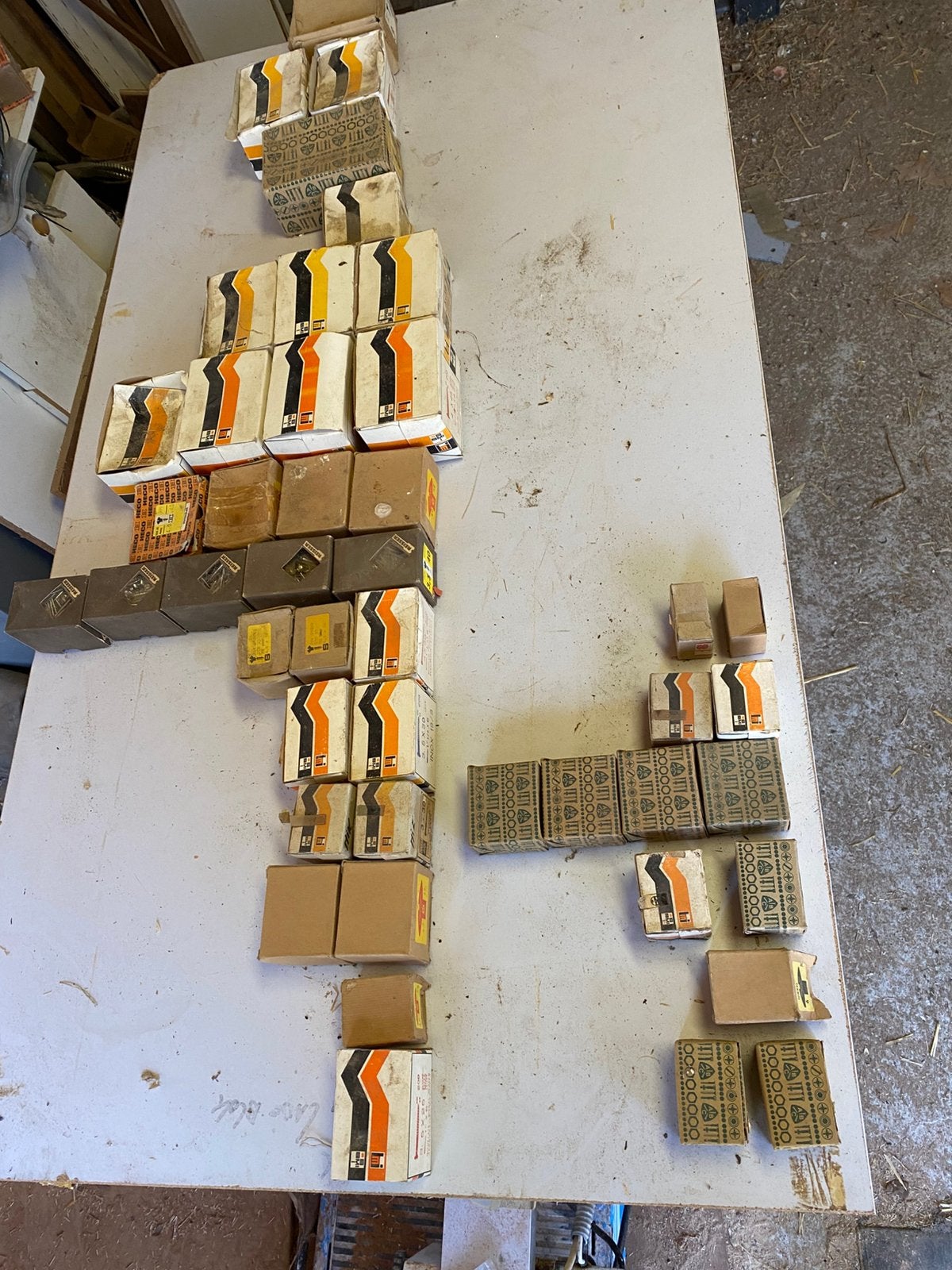 Antieke kopervernikkelde lenskopschroeven 44 ds. ., Ophalen, Zo goed als nieuw, Minder dan 50 mm, Schroeven