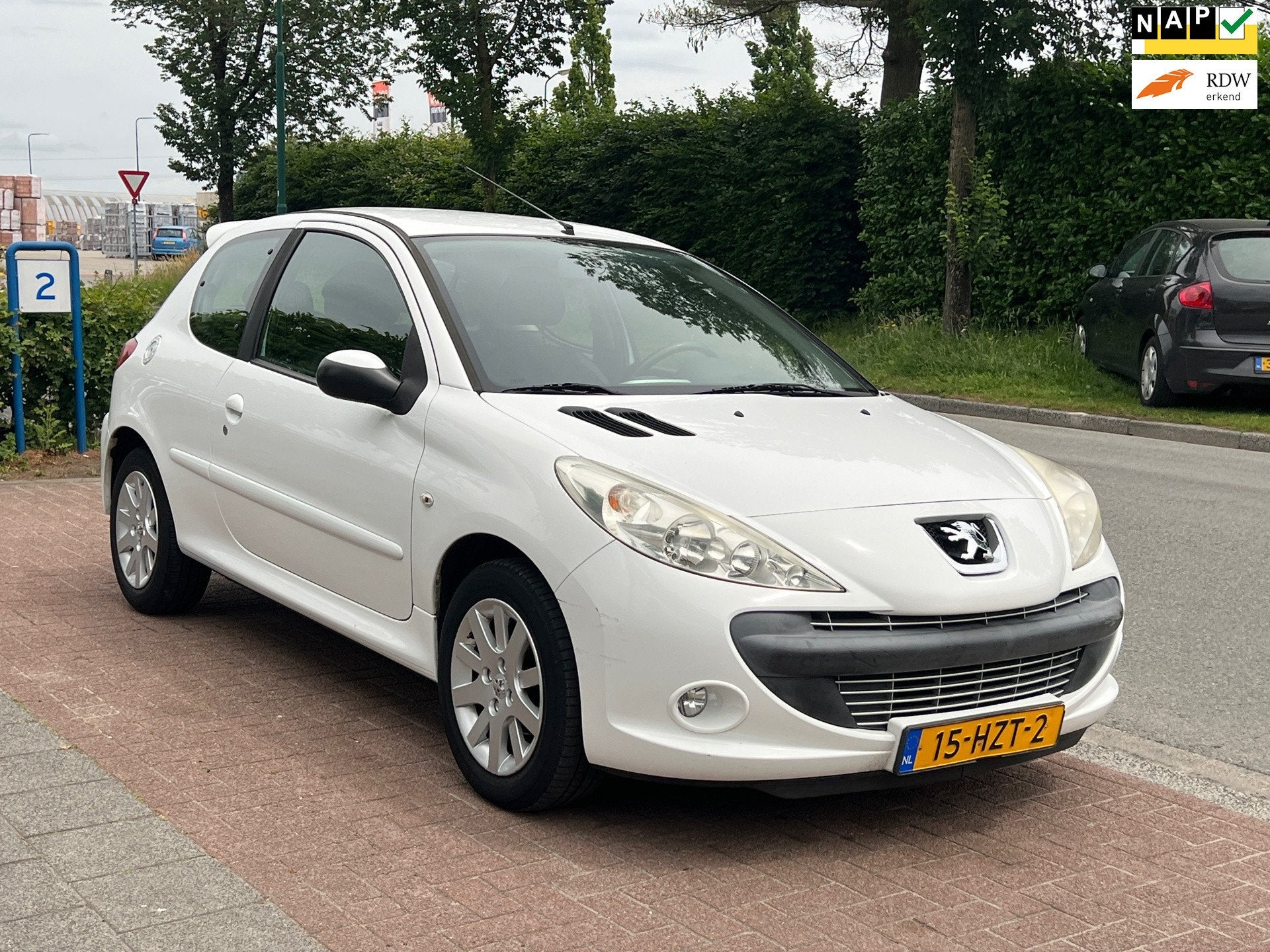 Peugeot 206 + 1.4 *Airco|Cruise|APK 07-2027, Auto's, Peugeot, Voorwielaandrijving, 206+, 4 cilinders, Wit