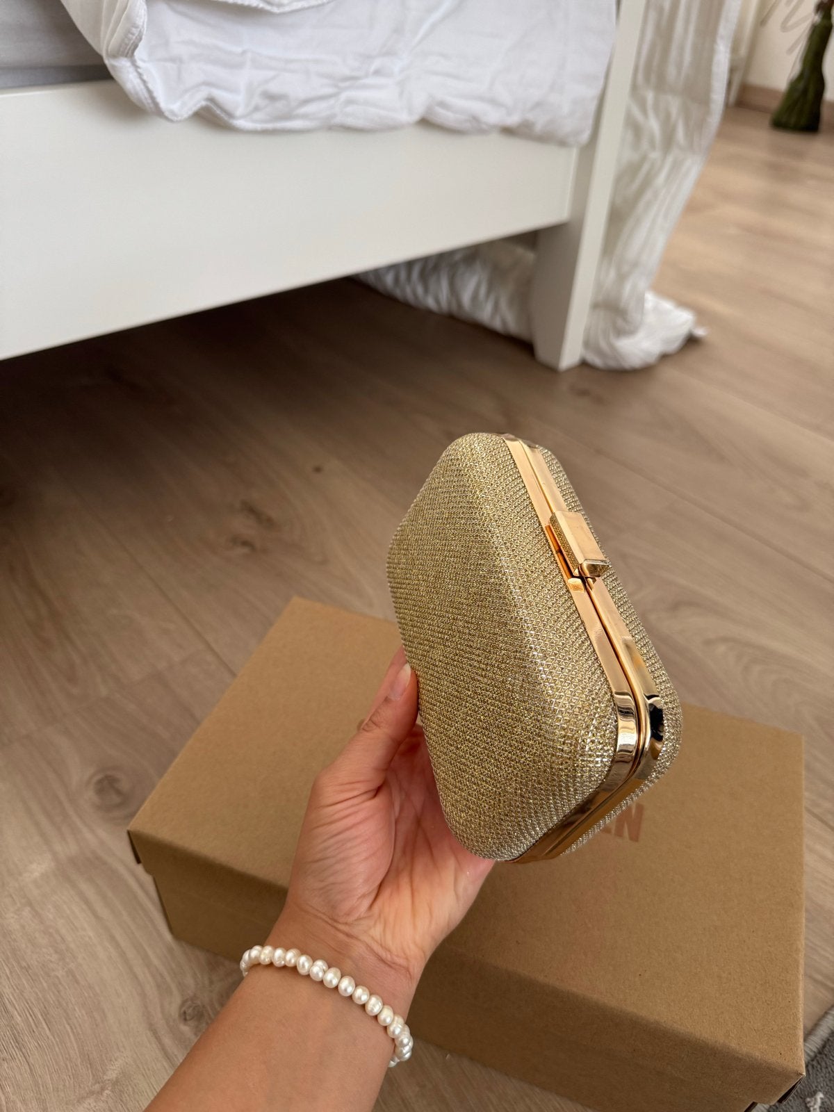 Bijou Brigitte gouden glitter clutch avondtasje met ketting, Ophalen of Verzenden, Nieuw, Overige kleuren, Avondtasje