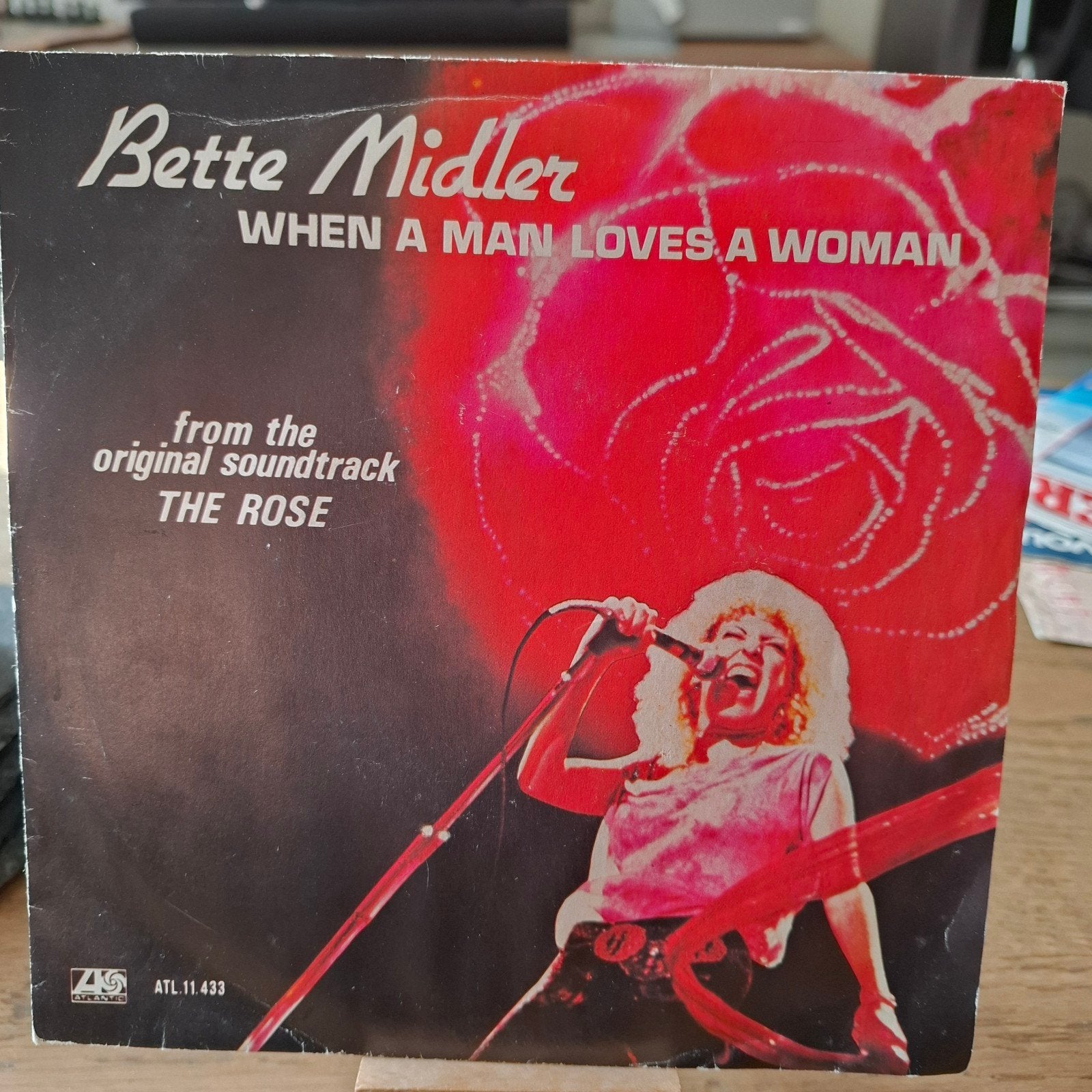Bette Midler - When A Man Loves A Woman 7 inch vinyl, Ophalen of Verzenden