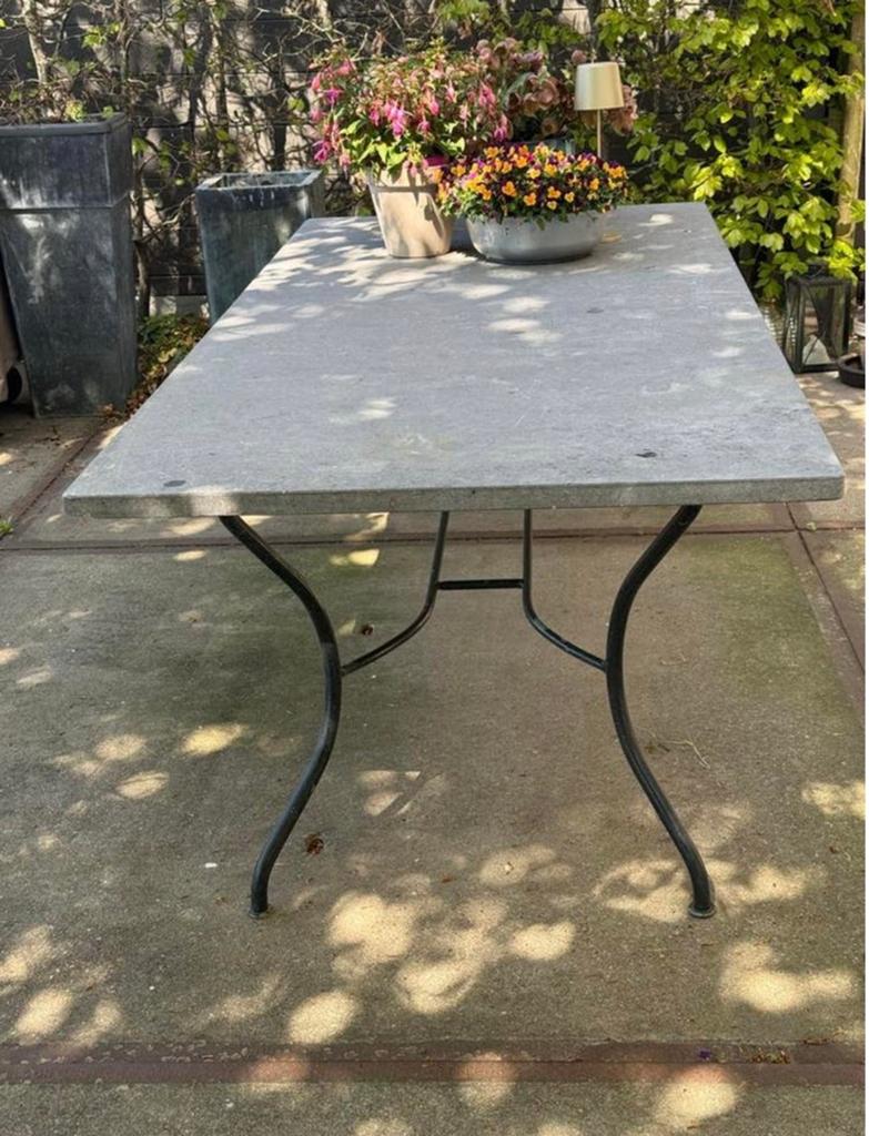 Koning Damen smeedijzeren tuintafel met hardsteen blad, Tuin en Terras, Tuintafels, Ophalen, Gebruikt, Rechthoekig, Metaal