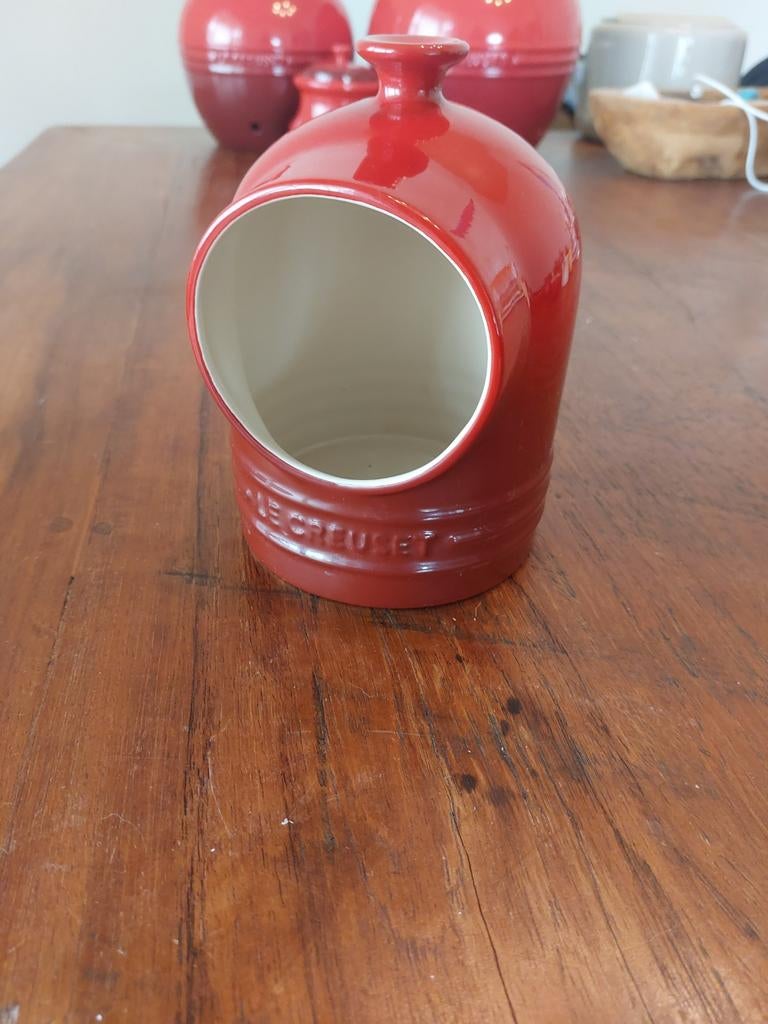 Le Creuset Zoutpot rond Cerise, Huis en Inrichting, Ophalen of Verzenden, Gebruikt