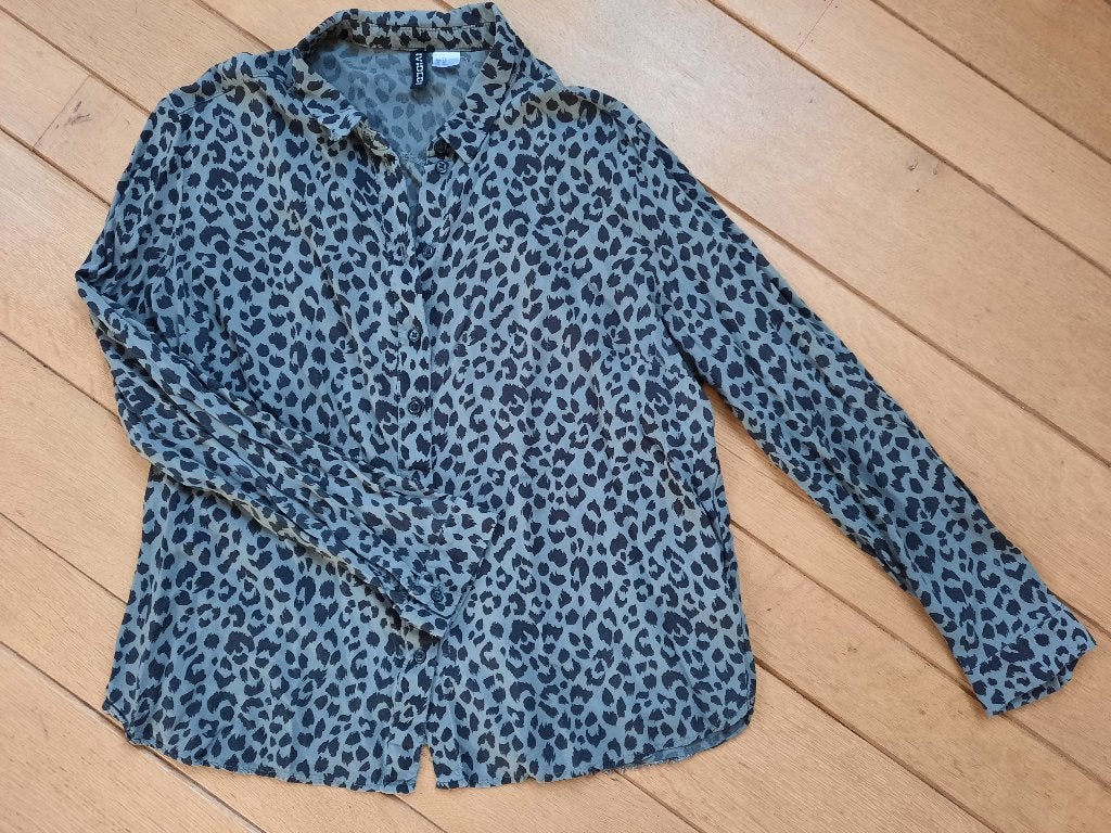H&M Divided bloes groen zwart panter maat 38, Ophalen of Verzenden, Zo goed als nieuw, Maat 38/40 (M), Zwart