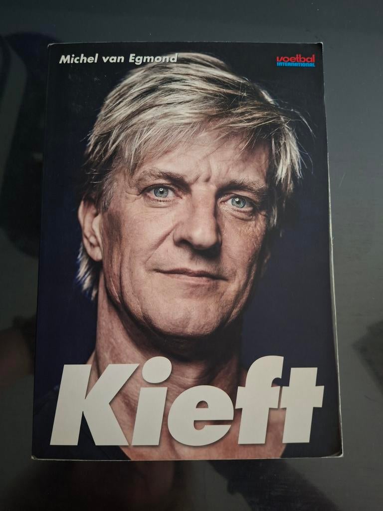 Kieft - Michel van Egmond (Voetbal International), Ophalen of Verzenden, Gelezen, Michel van Egmond, Overige sporten