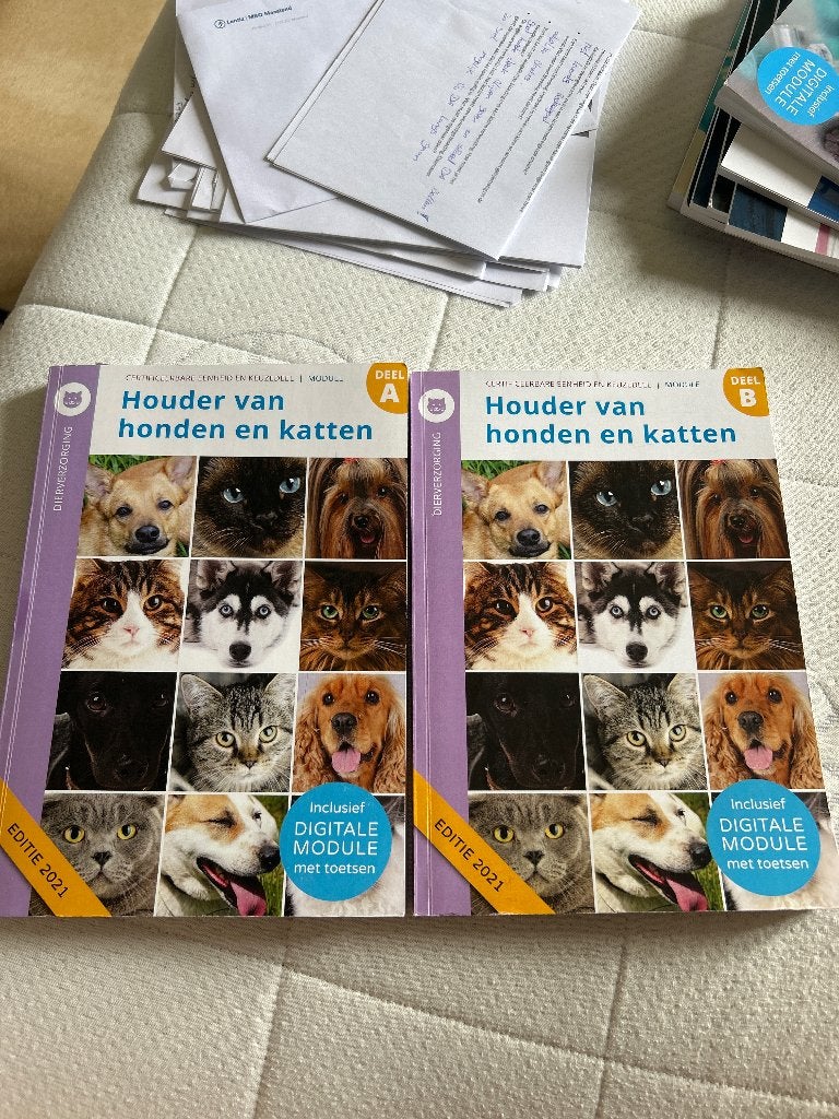Houder van honden en katten A en B, Ophalen of Verzenden, Zo goed als nieuw, Overige niveaus, Overige vakken