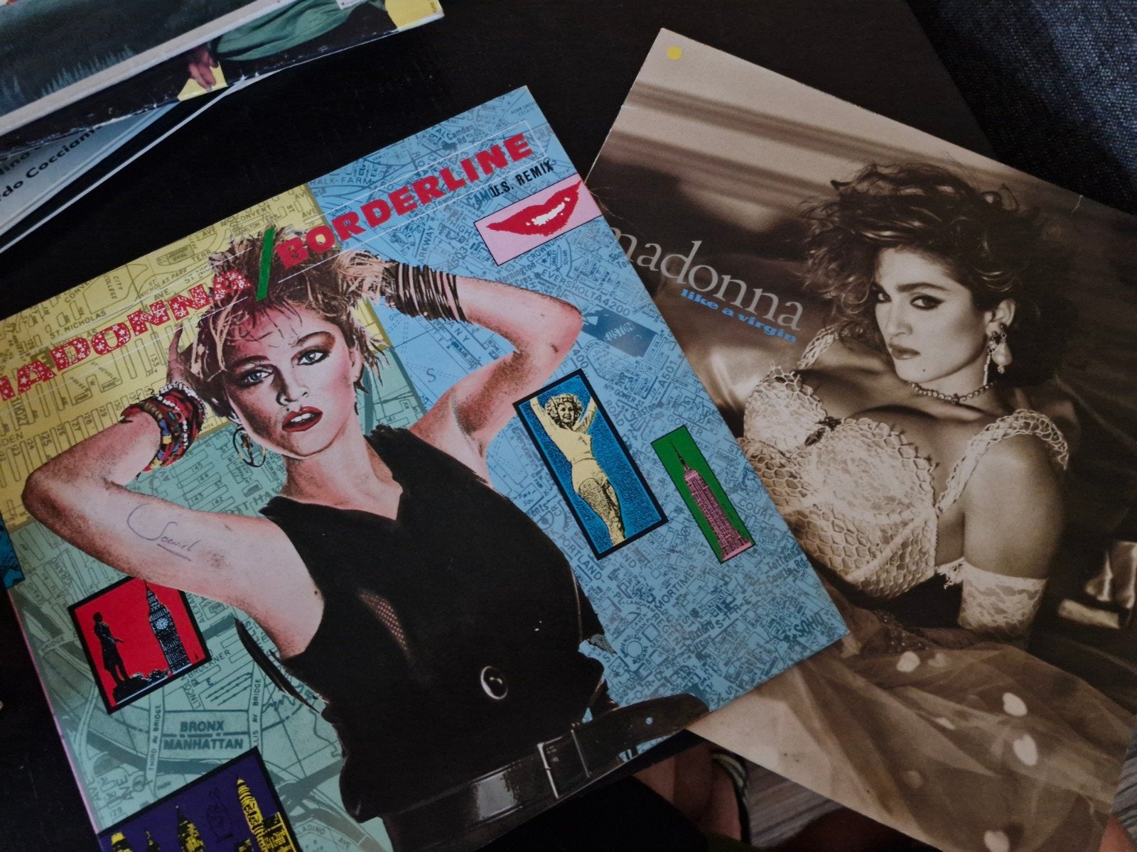 Like a Virgin (LP) + Borderline (U.S. Remix, Maxi Single), Ophalen of Verzenden