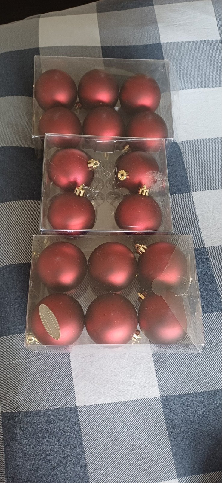 Donker rode glazen kerstballen, Ophalen, Zo goed als nieuw