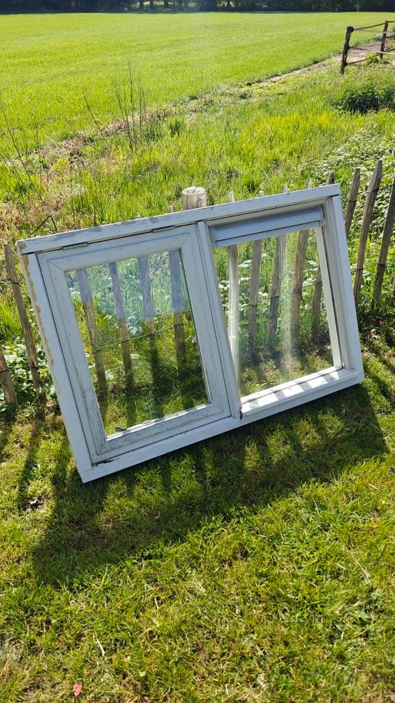 Kozijn 120 x 80 cm dubbel glas ventilatie rooster klap raam, Doe-het-zelf en Verbouw, Glas en Ramen, Ophalen, Gevelraam of Ruit